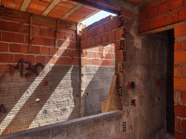 Retomada de Obra Abandonada - Em Andamento - Imagem 4